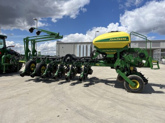 2009 John Deere 1770NT CCS - Image 3