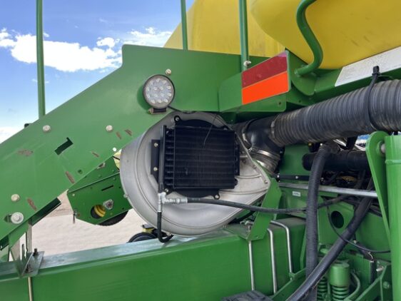 2009 John Deere 1770NT CCS - Image 20