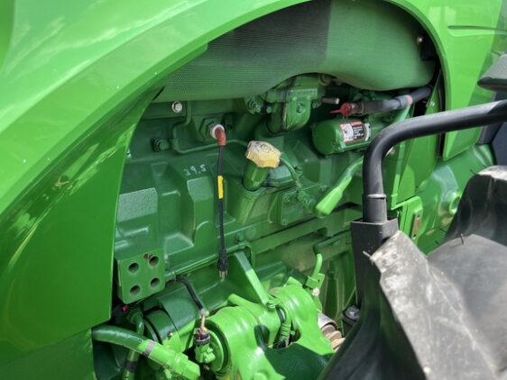 2016 John Deere 8370R - Image 16