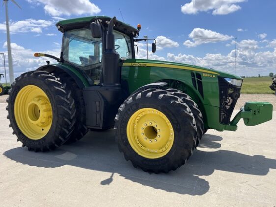 2016 John Deere 8370R - Image 10