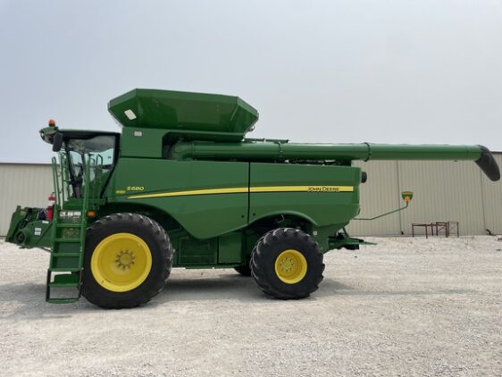 2016 John Deere S680 - Image 4