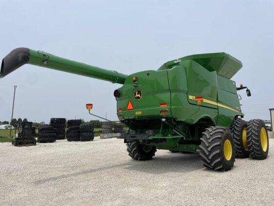 2016 John Deere S680 - Image 9