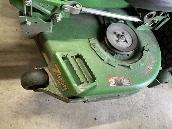 2016 John Deere Z930M - Image 12