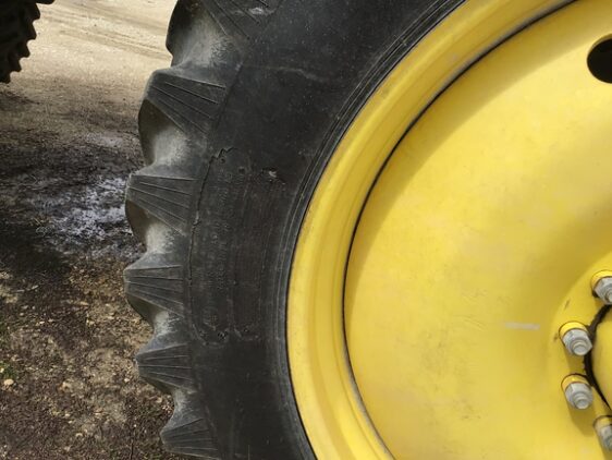 2009 John Deere 4830 - Image 10