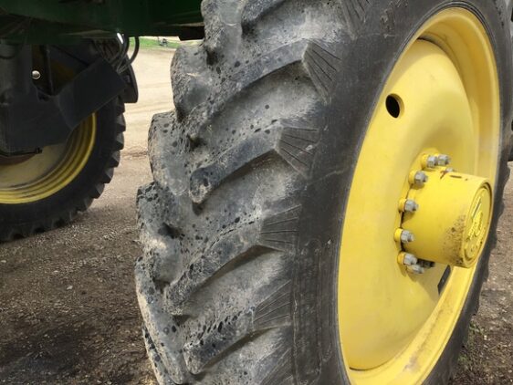 2009 John Deere 4830 - Image 18