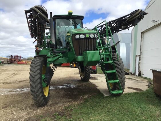 2009 John Deere 4830 - Image 25