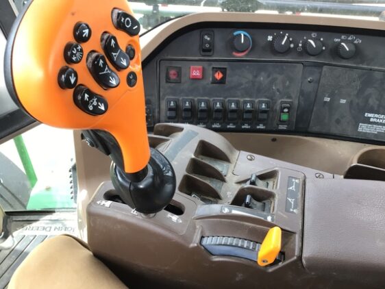 2009 John Deere 4830 - Image 30