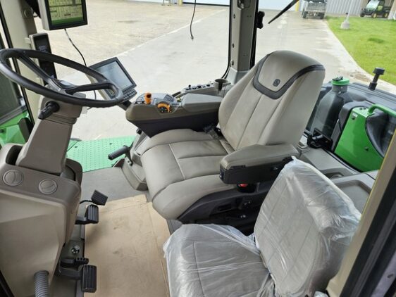 2023 John Deere 9R 590 - Image 24