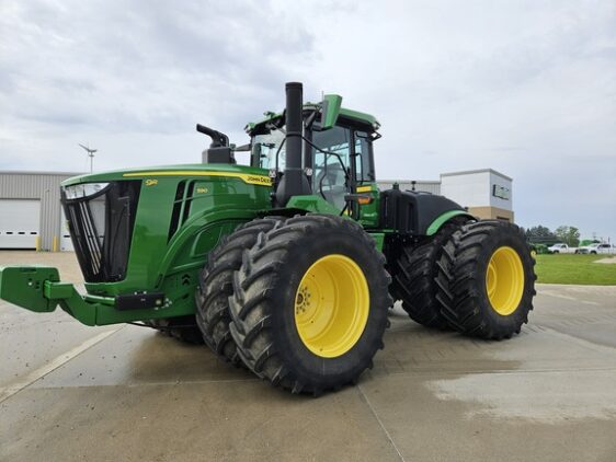 2023 John Deere 9R 590