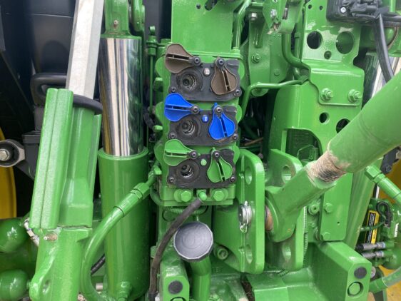 2023 John Deere 6R 140 - Image 12