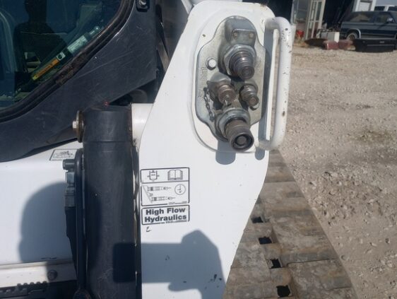 2019 Bobcat T870 - Image 14