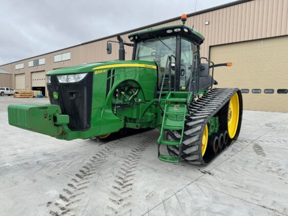 2011 John Deere 8335RT