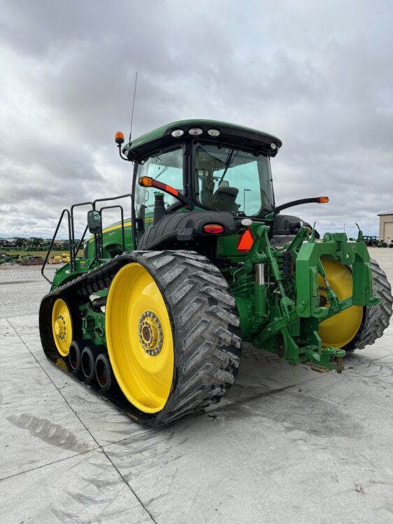 2011 John Deere 8335RT - Image 2