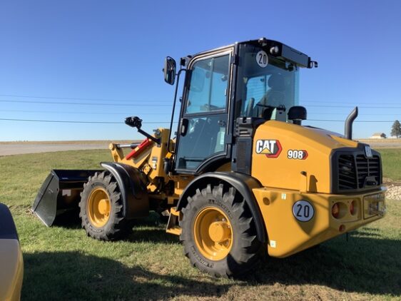 2023 Caterpillar 908 - Image 4