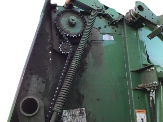2021 John Deere 560M - Image 9
