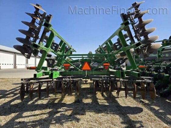 2014 John Deere 2720 - Image 4