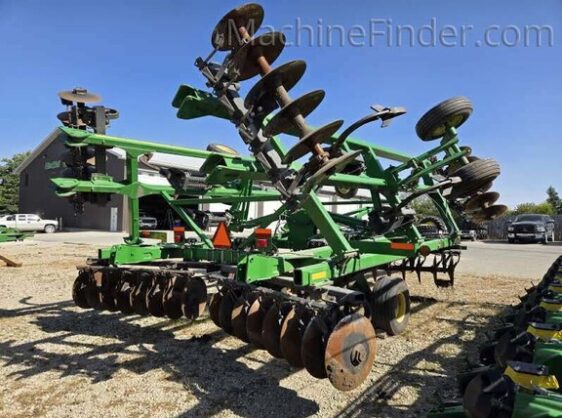 2014 John Deere 2720 - Image 5
