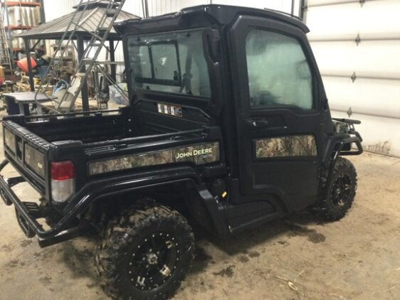 2022 John Deere XUV 835M - Image 2