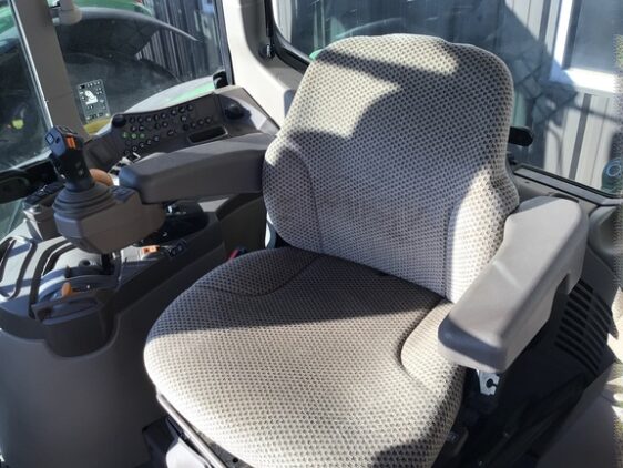 2023 John Deere 6130M - Image 14