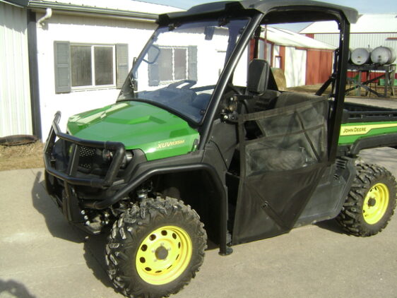 2023 John Deere XUV 835M