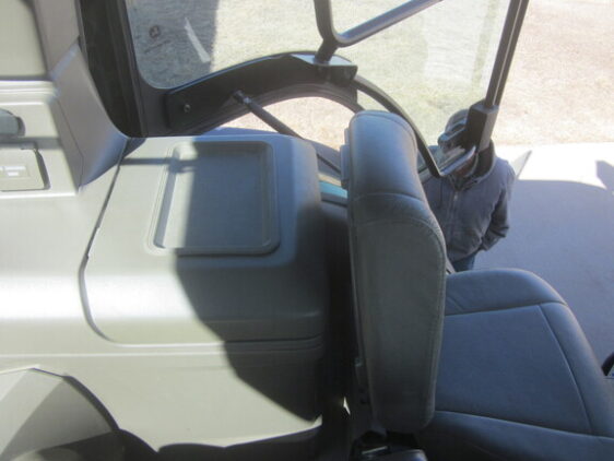 2021 John Deere 8R 410 - Image 20