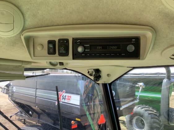 2019 John Deere S790 - Image 25