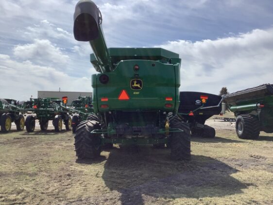 2019 John Deere S790 - Image 3