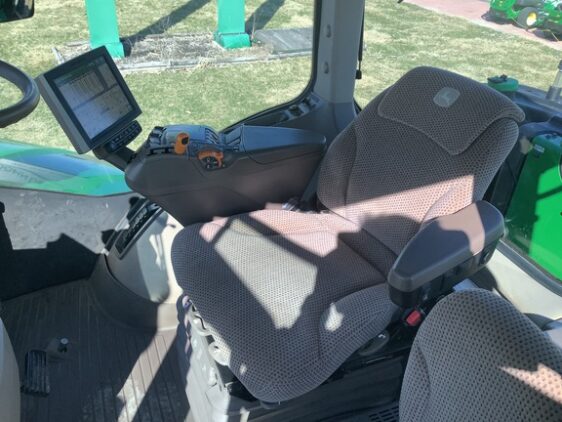 2018 John Deere 9620R - Image 34