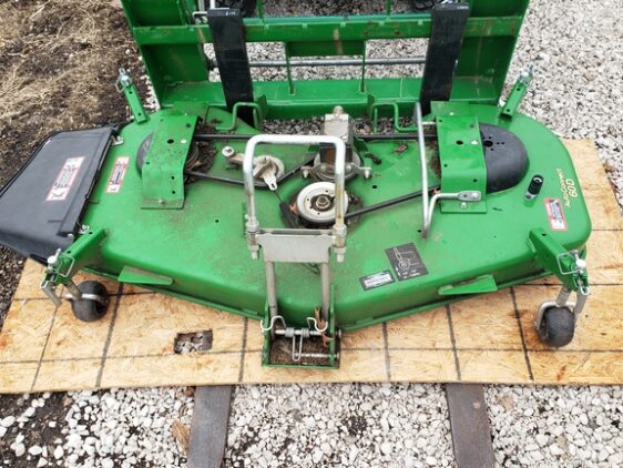 2021 John Deere 2025R - Image 13