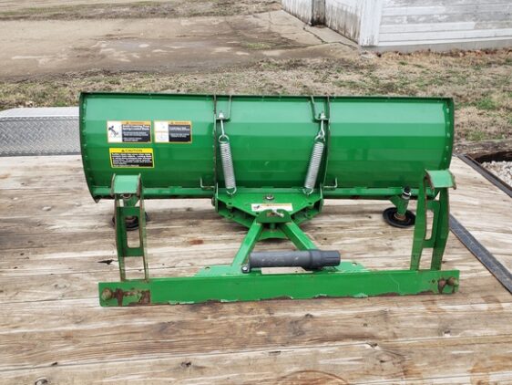 2021 John Deere 2025R - Image 19