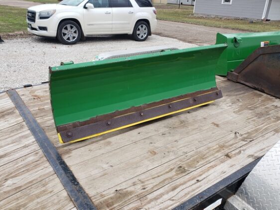 2021 John Deere 2025R - Image 22