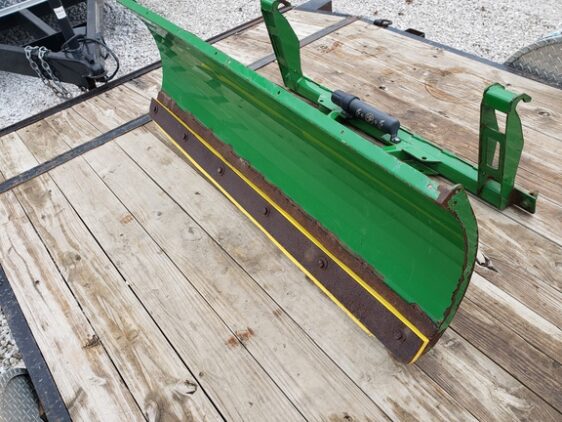 2021 John Deere 2025R - Image 21