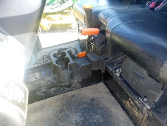 2016 John Deere XUV 825i - Image 9