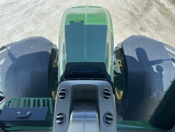 2023 John Deere 8R 370 - Image 15
