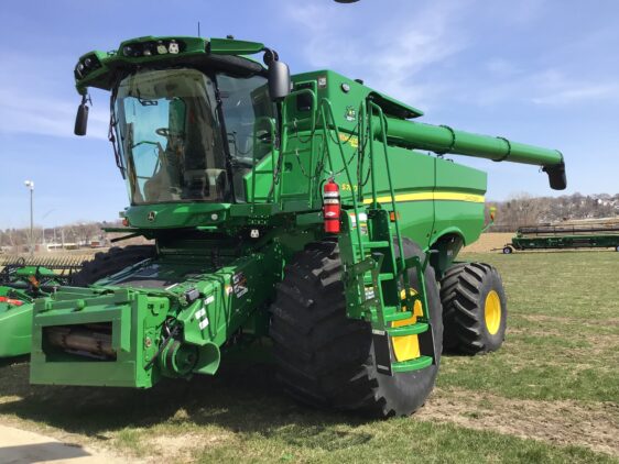2022 John Deere S780 Hillco - Image 3