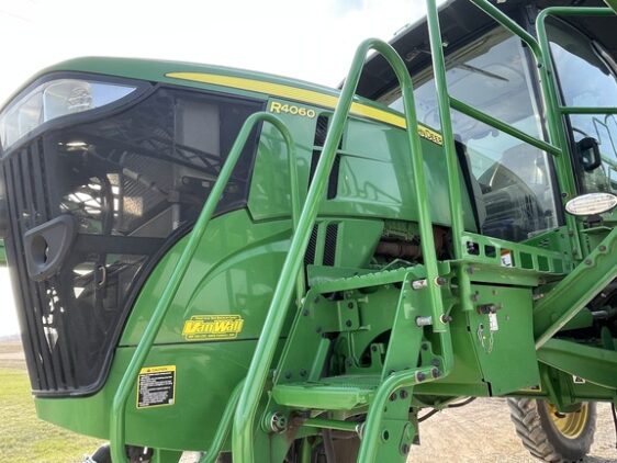 2021 John Deere R4060 - Image 10