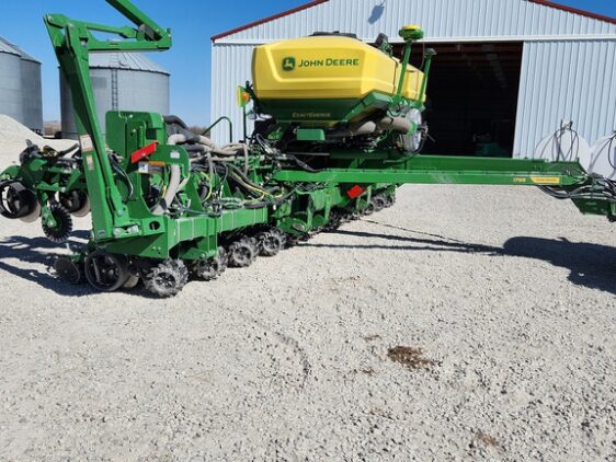 2024 John Deere 1795 - Image 3
