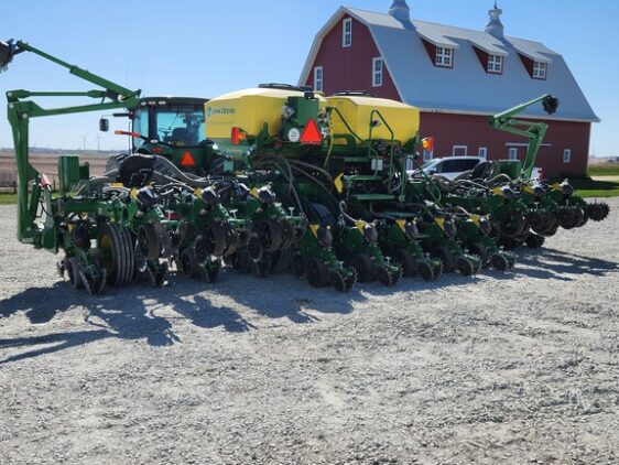 2024 John Deere 1795 - Image 17