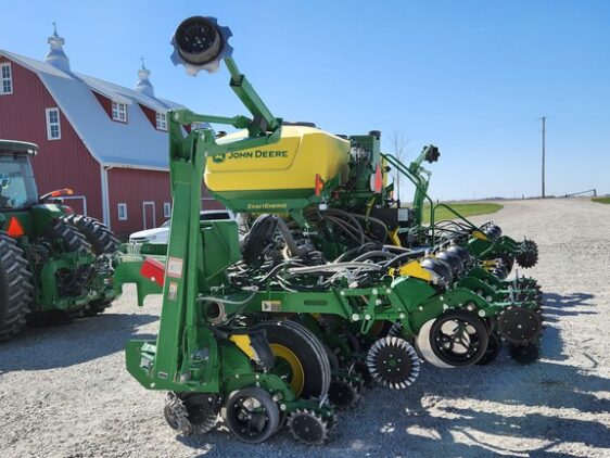 2024 John Deere 1795 - Image 21
