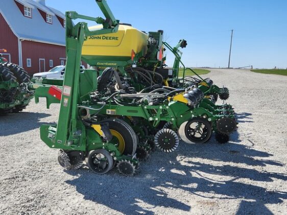 2024 John Deere 1795 - Image 23