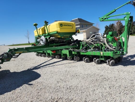 2024 John Deere 1795 - Image 39