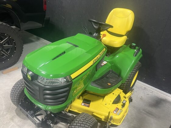2015 John Deere X750 - Image 3
