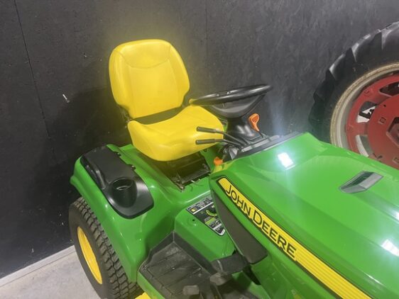 2015 John Deere X750 - Image 6