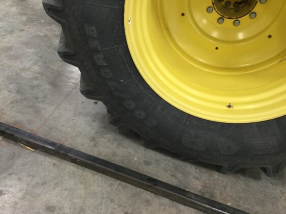2013 John Deere 9560R - Image 10