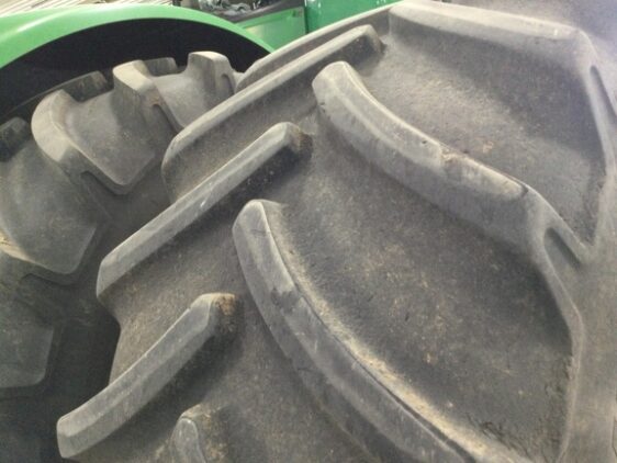 2013 John Deere 9560R - Image 12