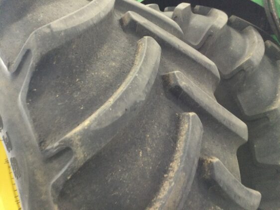 2013 John Deere 9560R - Image 15