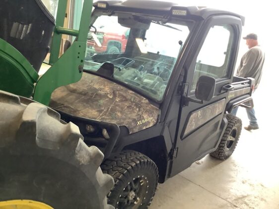 2023 John Deere XUV 835R - Image 7