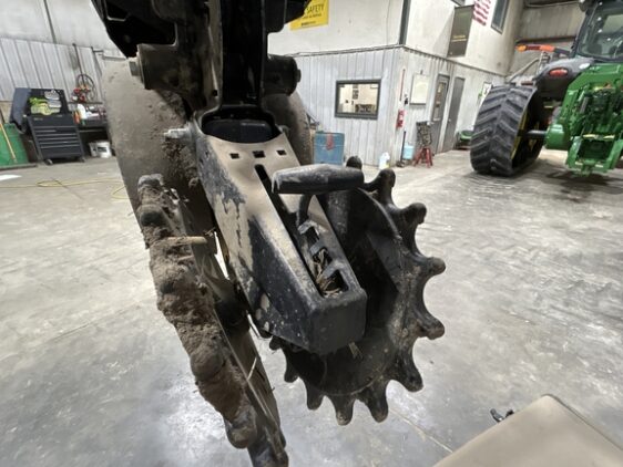 2012 Kinze 3660 - Image 11