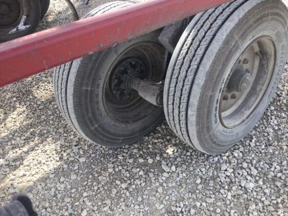 2010 Case IH 200 - Image 9