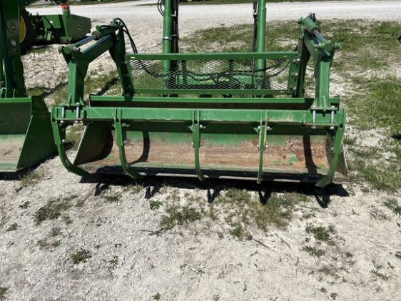 2017 John Deere 640R - Image 11